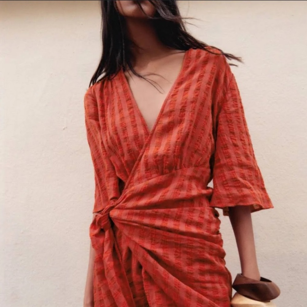 ZARA “The Carla Dress” Orange V Neck Wrap Dress. Size: Small